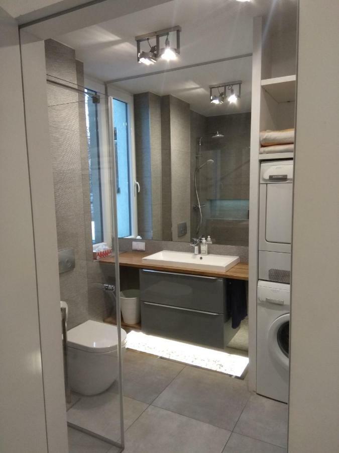خوجوف Luxury Apartment With Own Parking المظهر الخارجي الصورة